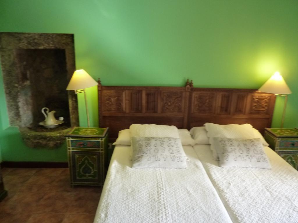 Aire De Ruesga Hotel Phòng bức ảnh